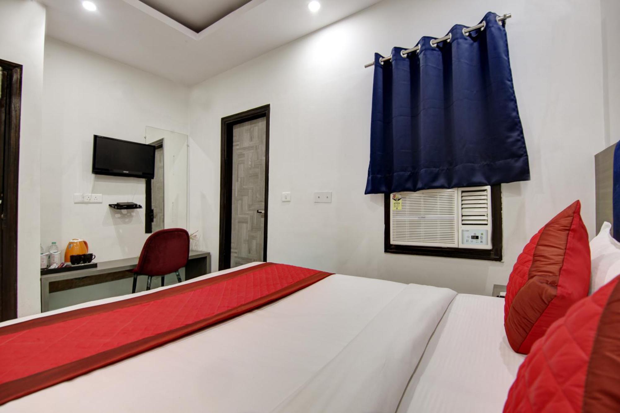 Hotel S B Inn - Near New Delhi Railway Station Paharganj Dış mekan fotoğraf